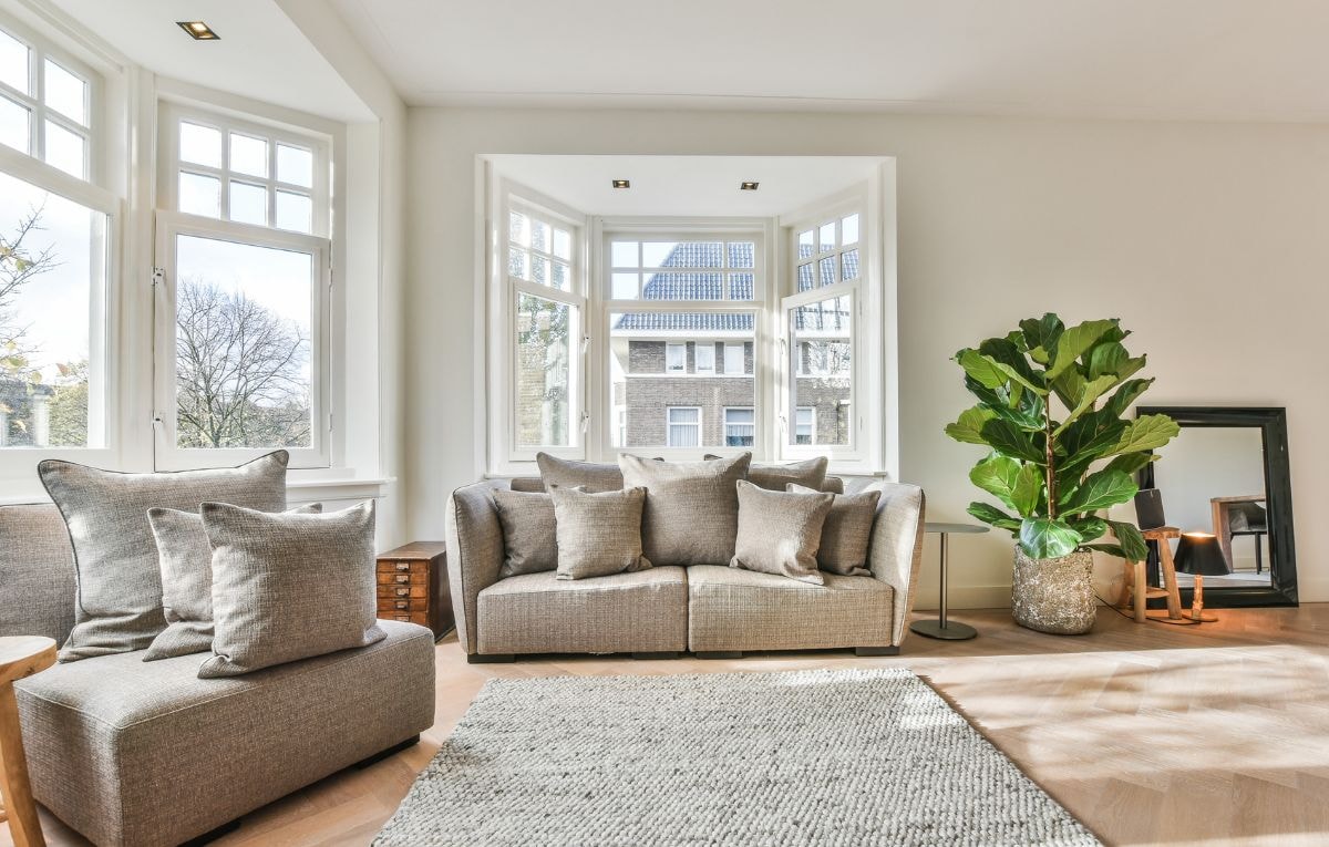 Porcelain vs Ceramic floor tile options are important to consider