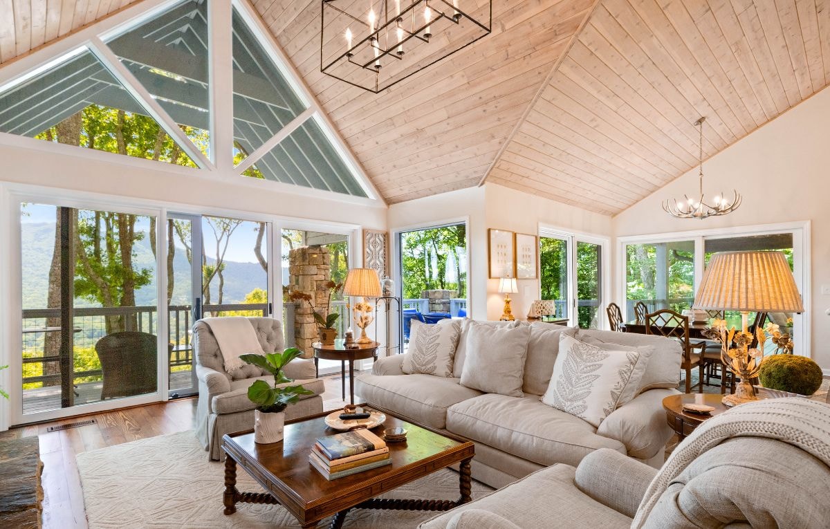 In addition to using porcelain tiles for flooring you can use them to decorate the walls