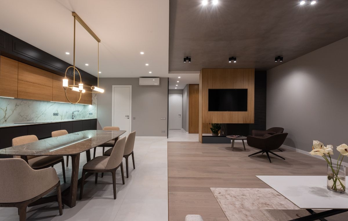 Using tile shapes and colors for framing